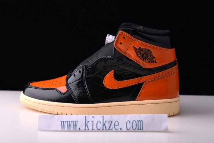AIR JORDAN 1 SHATTERED BACKBOARD 3.0  555088-028