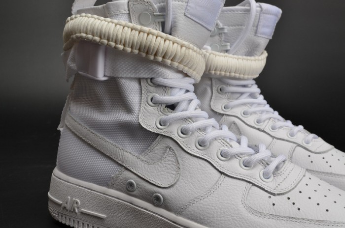 Nike WMNS SF FORCE 1 “Triple White”  903270 100