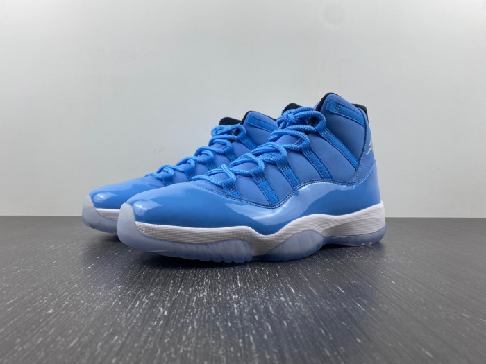 Jordan Ultimate Gift of Flight (11/29) 717602-900
