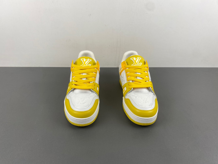 LV TRAINER SNEAKER
