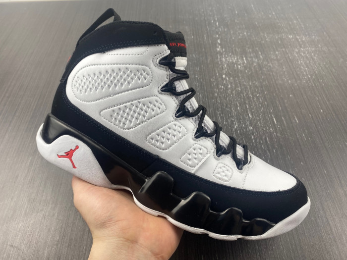 Air Jordan 9 OG “Space Jam” 302370-112