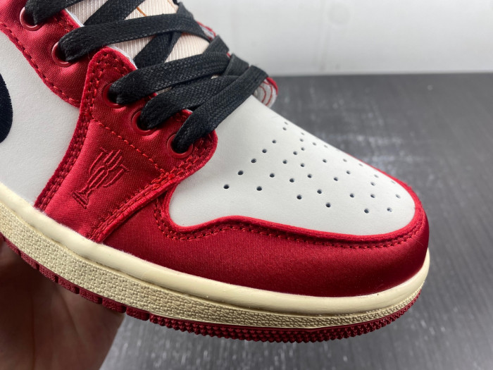 Trophy Room x Air Jordan 1 Low OG “Home” FN0432-017