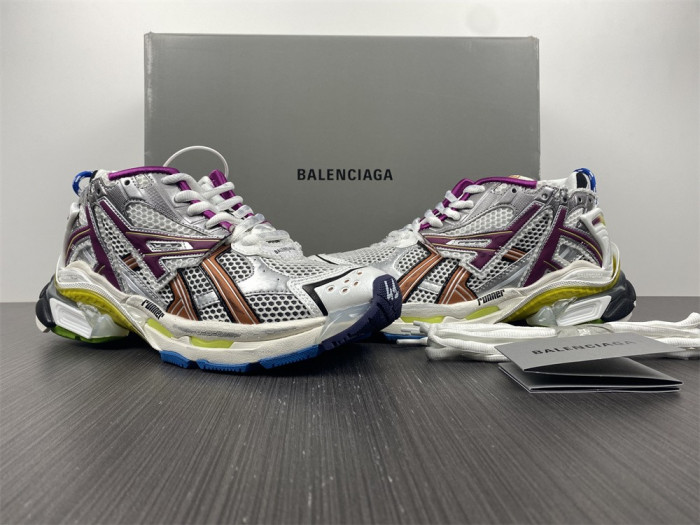 BLCG RUNNER SNEAKER 677403 W3RB6 8123