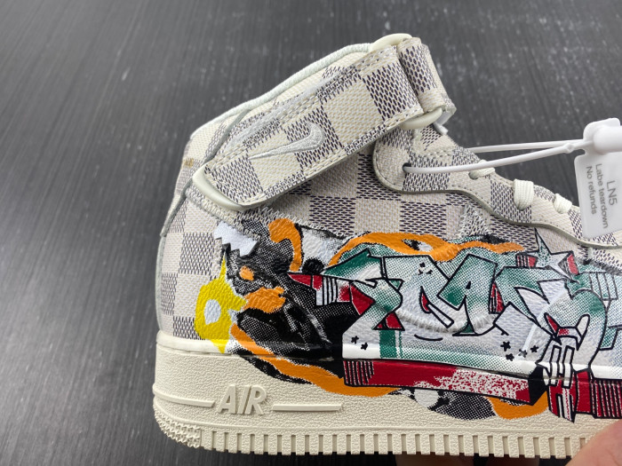 l**is V*t*n nike air force 1 mid by virgil abloh graffiti