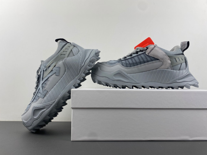 OFF-WHITE C/O ODSY-1000 SNEAKER