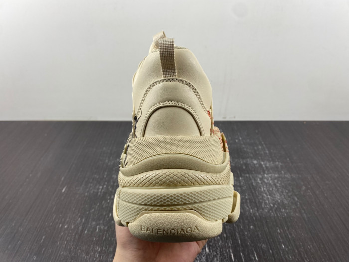 BLCG TRIPLE S SNEAKER 536737 W2FAY 9016
