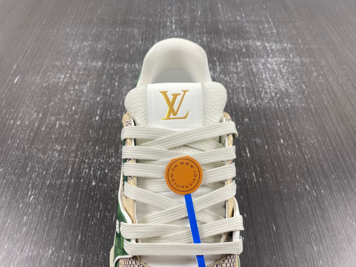 LV TRAINER SNEAKER
