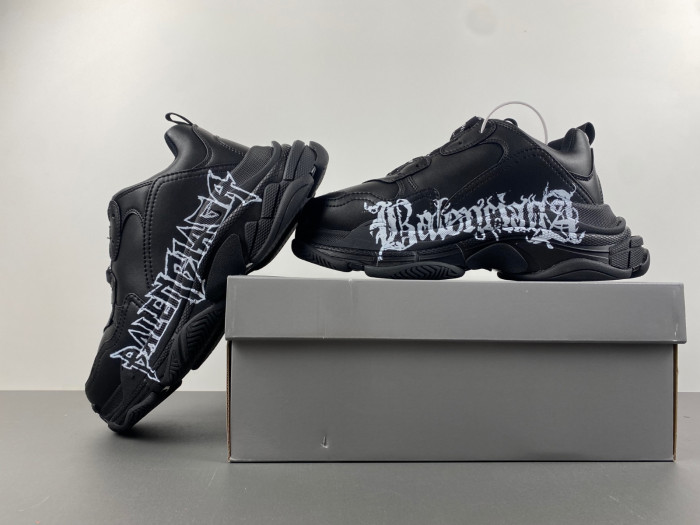 BLCG TRIPLE S SNEAKER 536737 W2FAY 9017