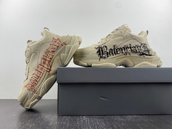 BLCG TRIPLE S SNEAKER 536737 W2FAY 9016