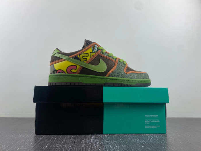 Nike SB Dunk Low “De La Soul” 789841-332