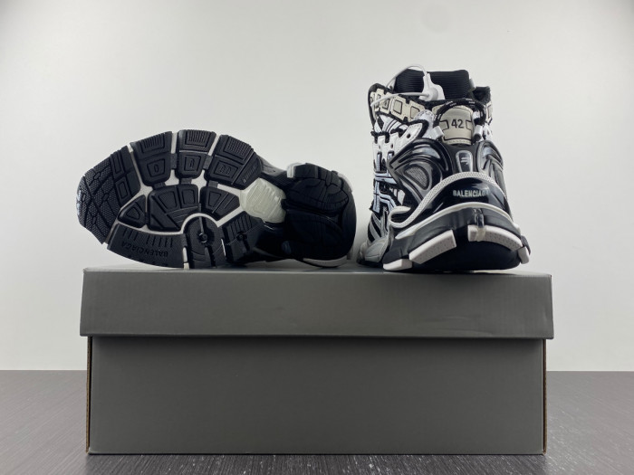 BLCG RUNNER HIGH TOP SNEAKER 695764 W3RH2 9218