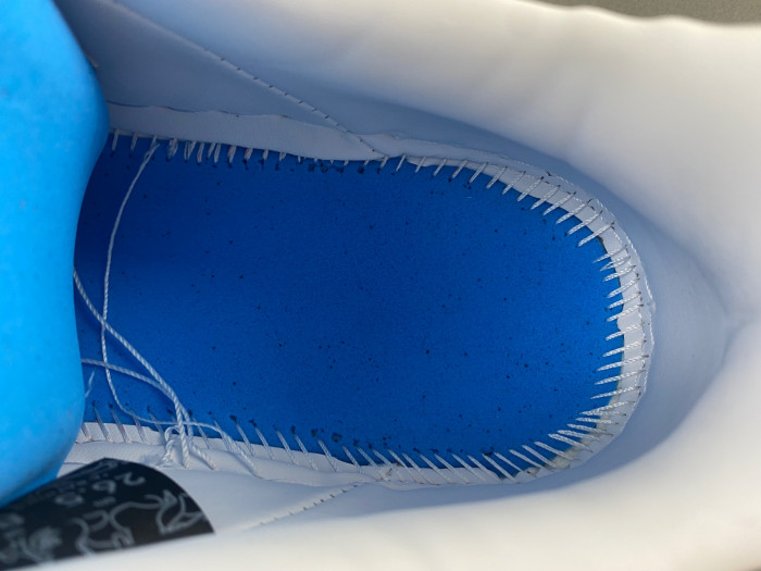B*PE SNEAKER
