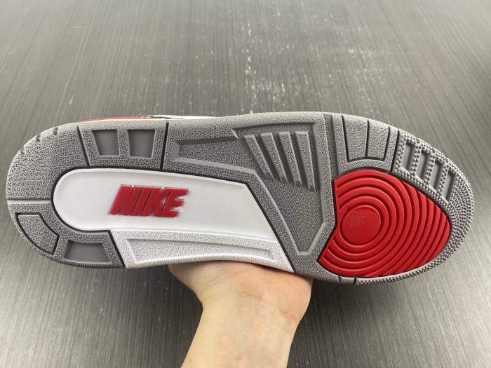 Air Jordan 3 OG “Fire Red” DN3707-160