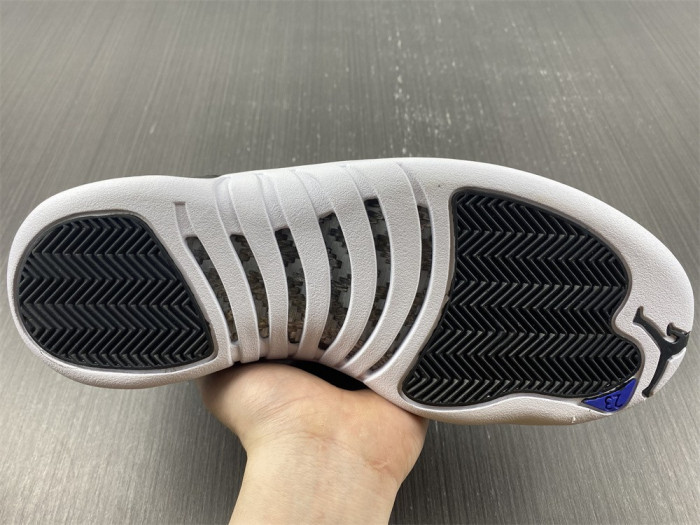 Air Jordan 12 WMNS “Hyper Royal” AO6068-004