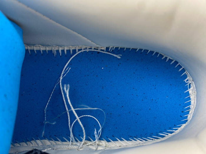 B*PE SNEAKER