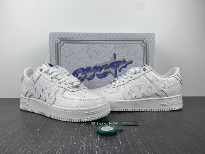 B*PE SNEAKER