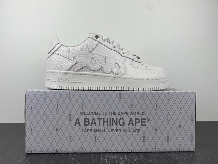B*PE SNEAKER