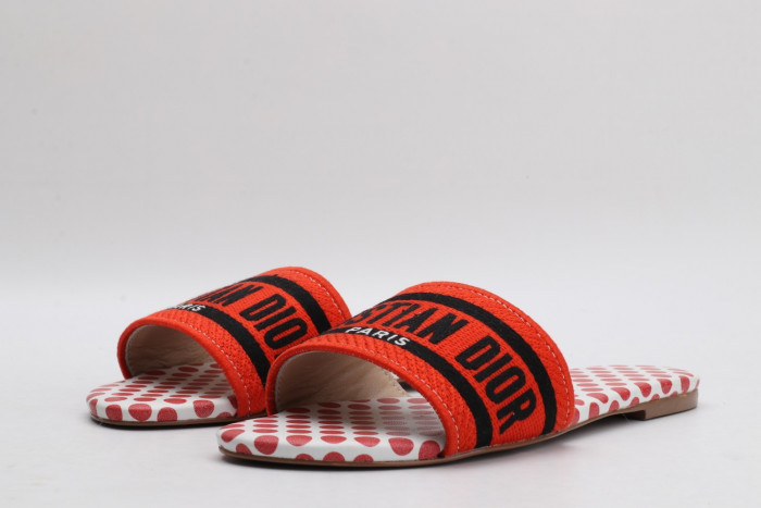 DR SLIPPERS
