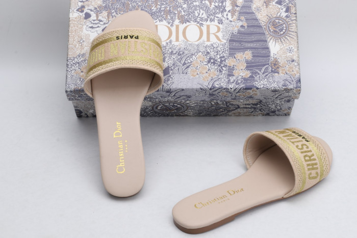 DR SLIPPERS