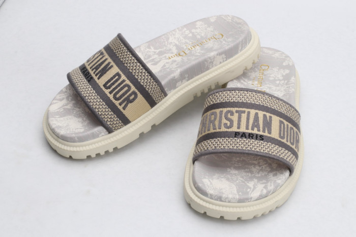 DR SLIPPERS