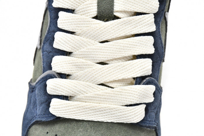B*PE SNEAKER