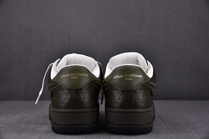 LV x AIR FORCE 1
