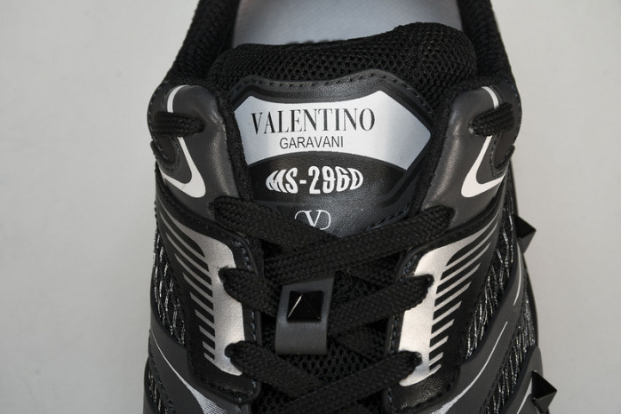 Valentino Garavani MS-2960 Low-top Sneaker