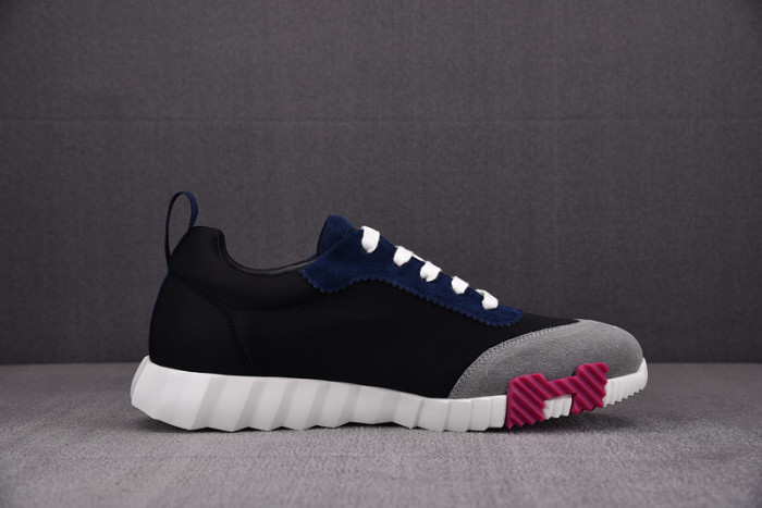 H**mes bouncing sneaker