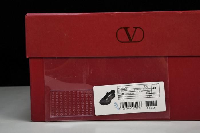 Valentino Garavani MS-2960 Low-top Sneaker