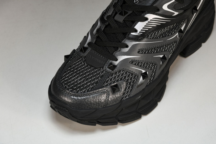 Valentino Garavani MS-2960 Low-top Sneaker
