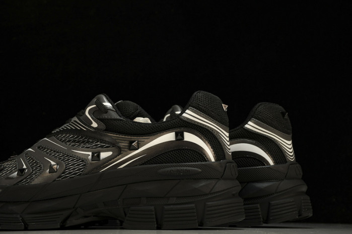 Valentino Garavani MS-2960 Low-top Sneaker