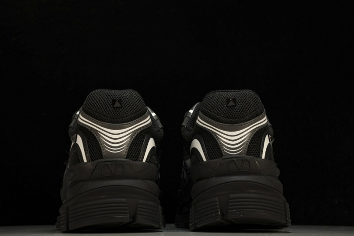 Valentino Garavani MS-2960 Low-top Sneaker