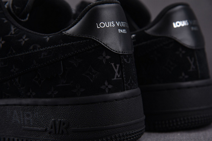 LV x AIR FORCE 1