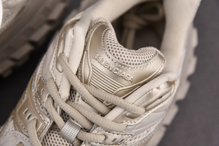 BLCG DEFENDER SNEAKER