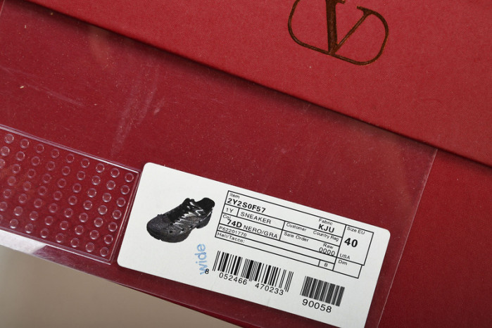 Valentino Garavani MS-2960 Low-top Sneaker