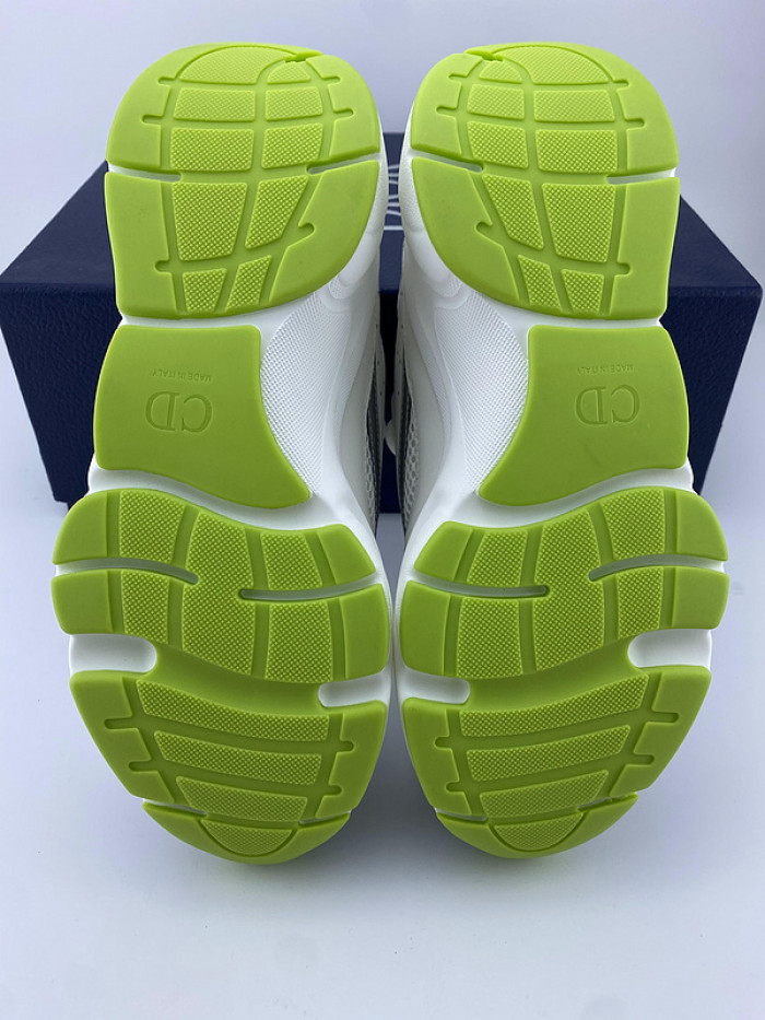 DR B22 SNEAKER