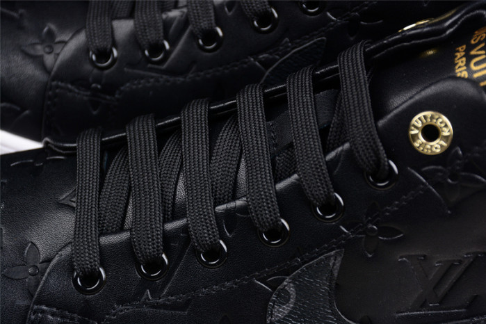 LV TRAINER SNEAKER HIGH