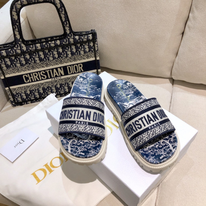 DR SLIPPERS