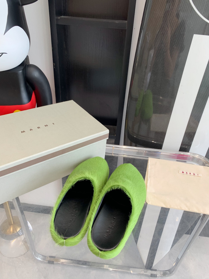 MARNI LONG HAIRCALFSKIN FUSSBETT SABOT