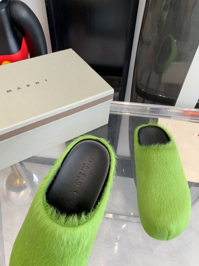 MARNI LONG HAIRCALFSKIN FUSSBETT SABOT