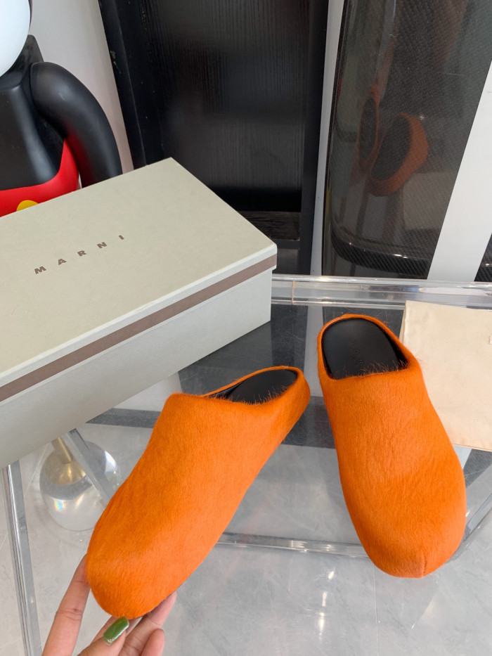 MARNI LONG HAIRCALFSKIN FUSSBETT SABOT