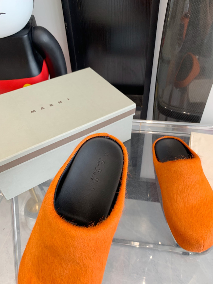 MARNI LONG HAIRCALFSKIN FUSSBETT SABOT